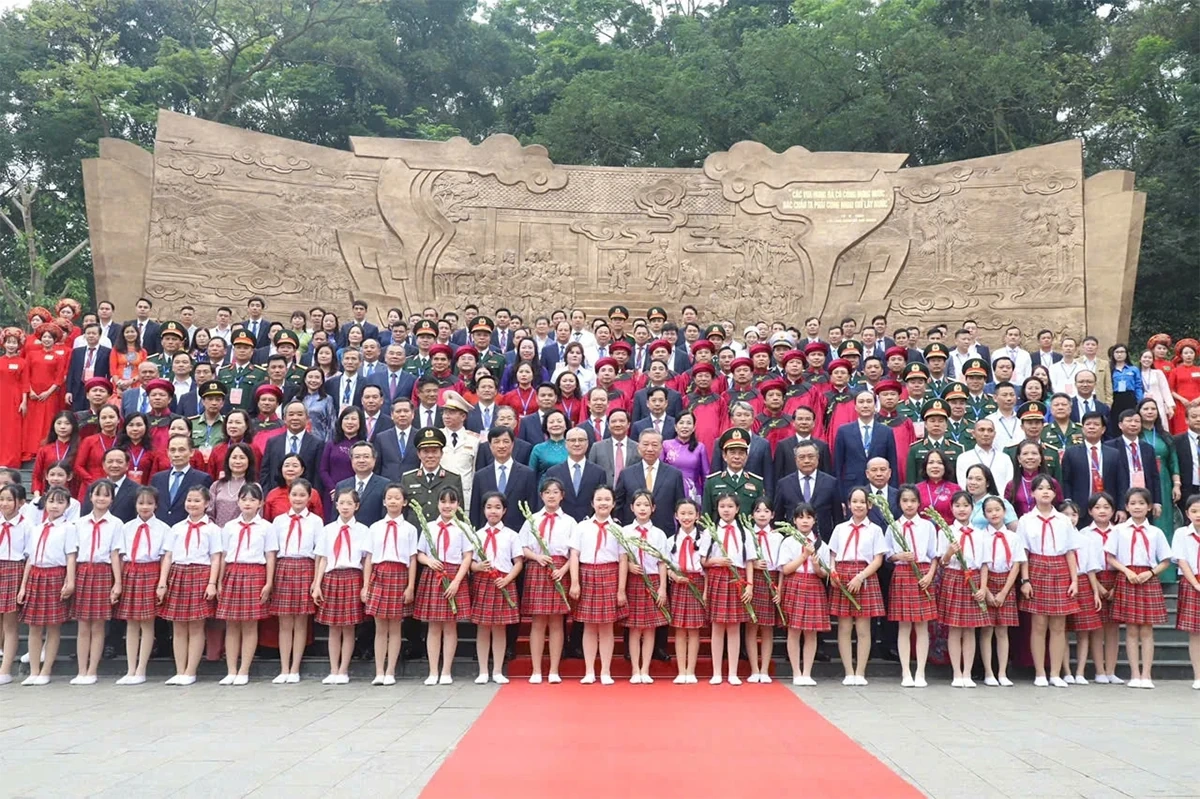 Từ Đền Hùng nghĩ về trách nhiệm dựng xây đất nước trong kỷ nguyên mới