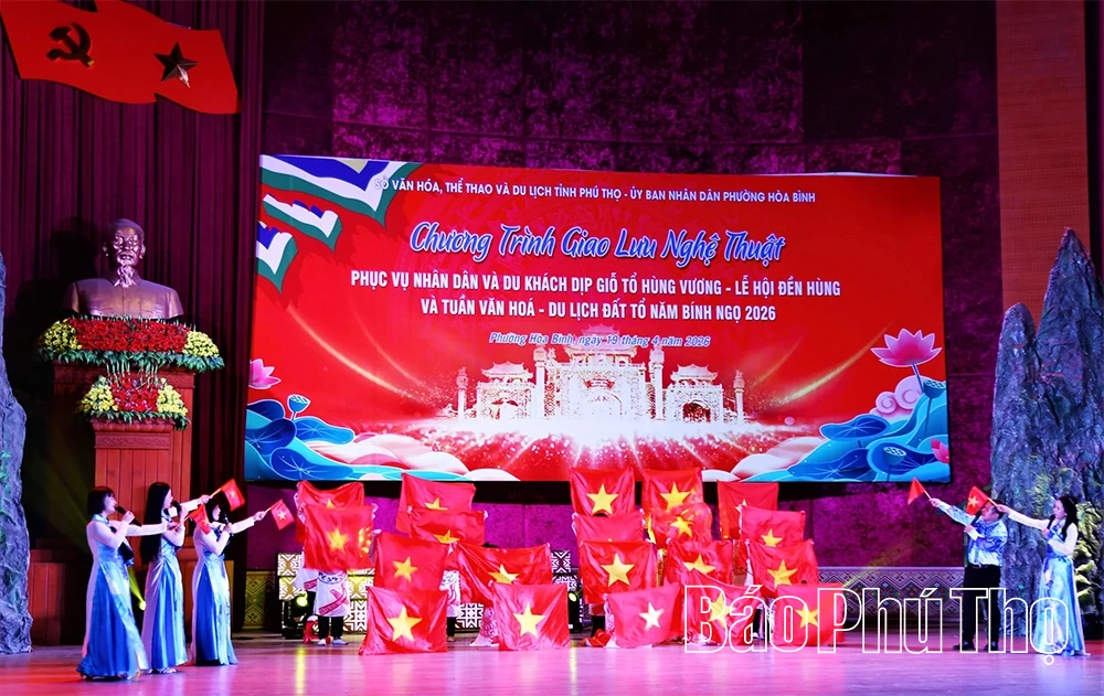 Rộn ràng thanh âm, trải nghiệm văn hóa ngày hội trên quê hương Đất Tổ