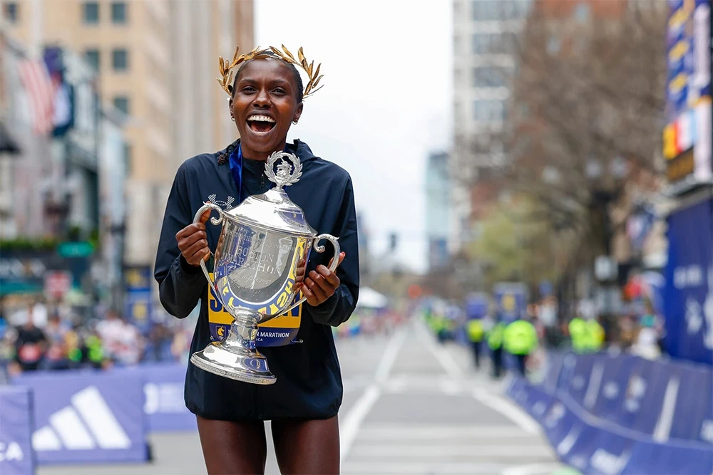 John Korir lập kỷ lục mới tại Boston Marathon lần thứ 130