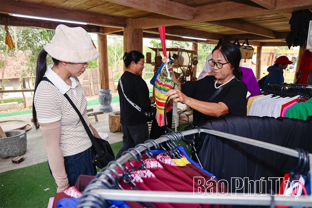 Sẵn sàng cho Giỗ Tổ Hùng Vương - hội tụ sắc màu văn hóa và lòng thành kính