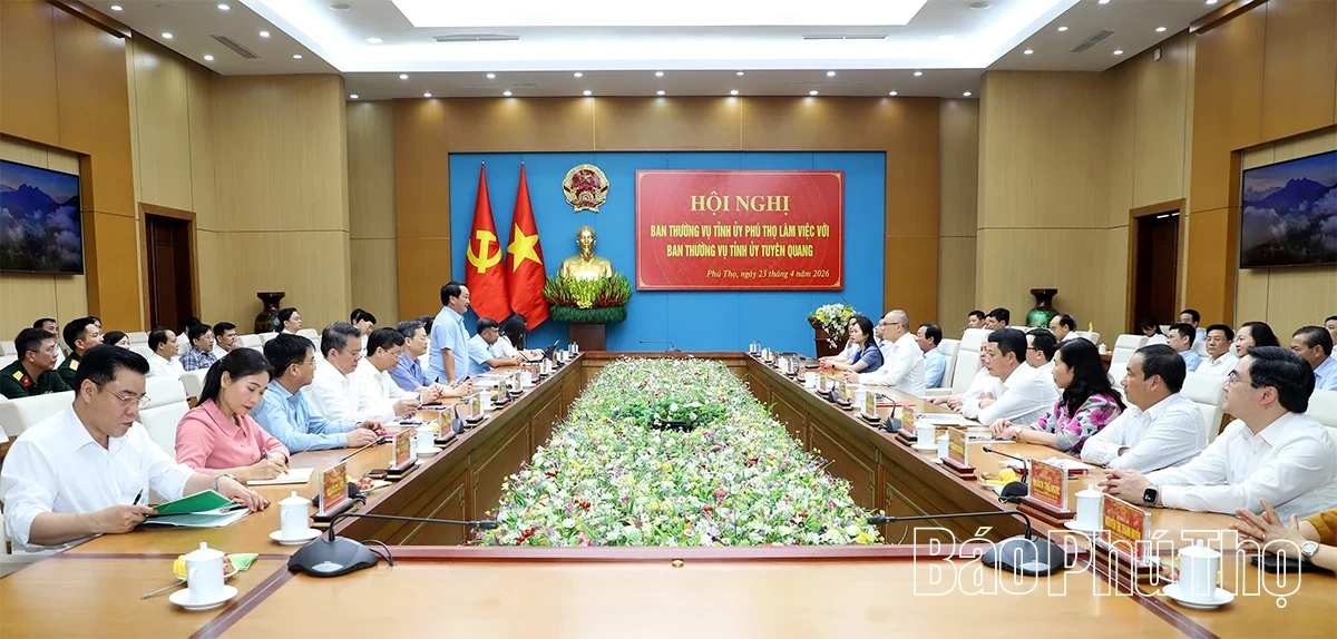 Đẩy mạnh hợp tác toàn diện giữa hai tỉnh Phú Thọ và Tuyên Quang