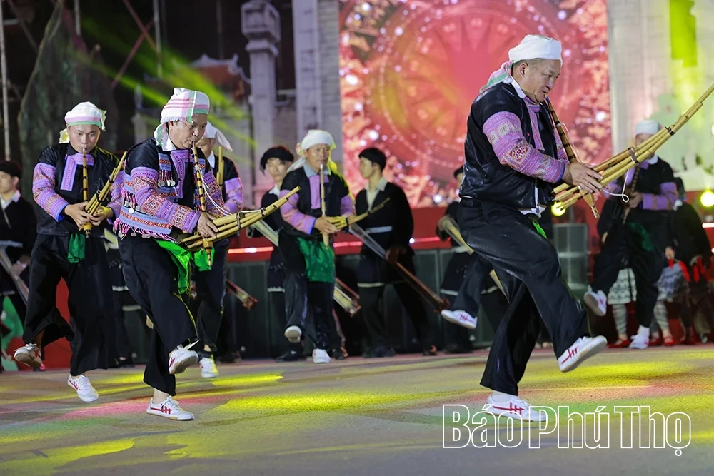 Lễ hội văn hóa dân gian đường phố - “Thanh âm nguồn cội”