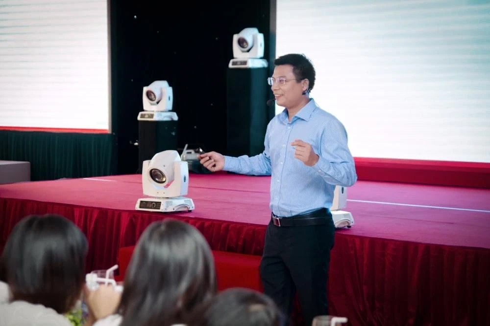 Ốp tường bằng gì để vừa đẹp vừa tăng giá trị căn hộ?