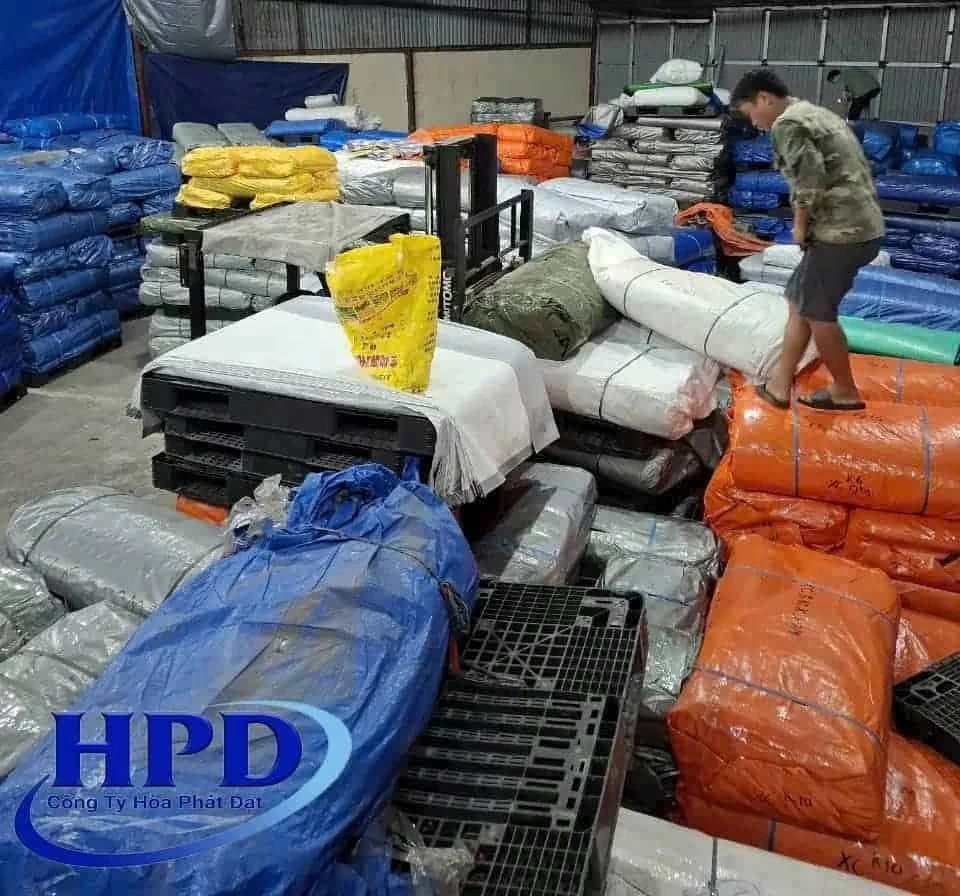 Bạt xanh cam và những ứng dụng “đa năng” không thể thiếu trong đời sống và sản xuất