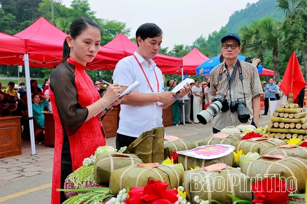 Pious Offerings: Fragrant Cakes for the Kings