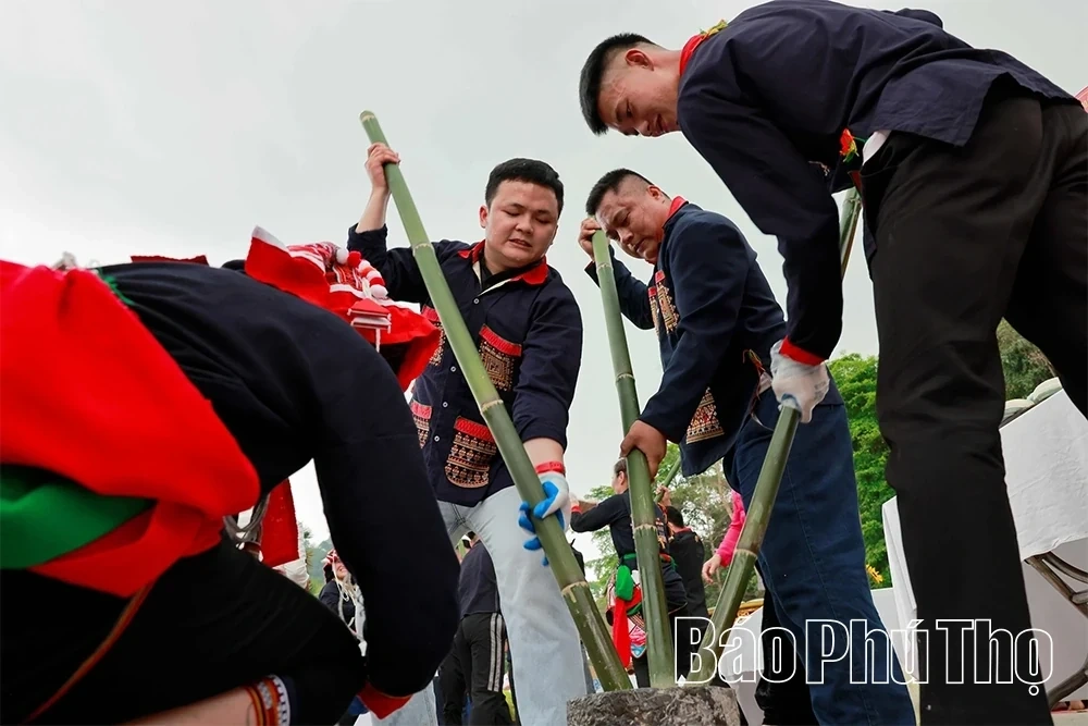 Pious Offerings: Fragrant Cakes for the Kings