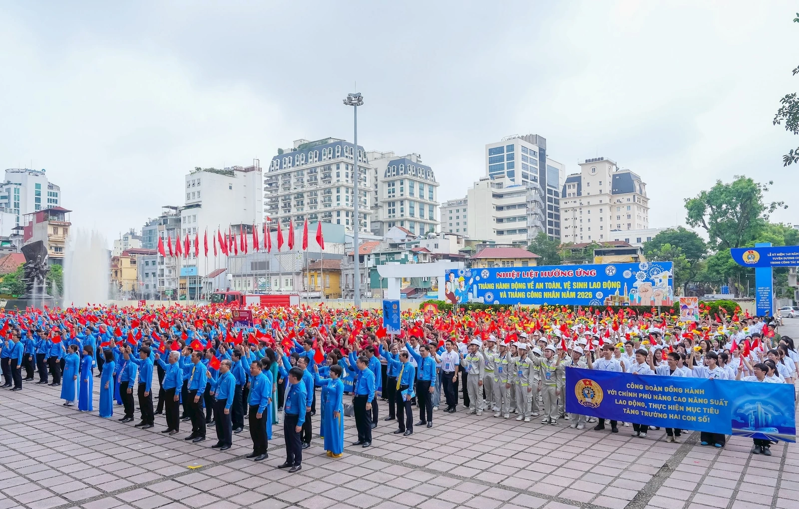 Giai cấp công nhân trong sự nghiệp xây dựng đất nước hùng cường và phát triển Thủ đô Hà Nội