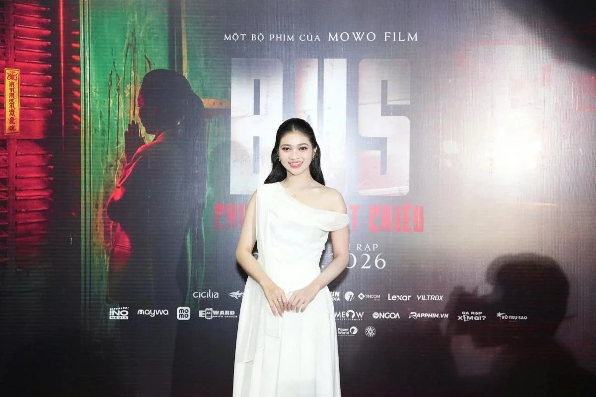 Những nàng hậu lấn sân diễn xuất trên màn ảnh rộng