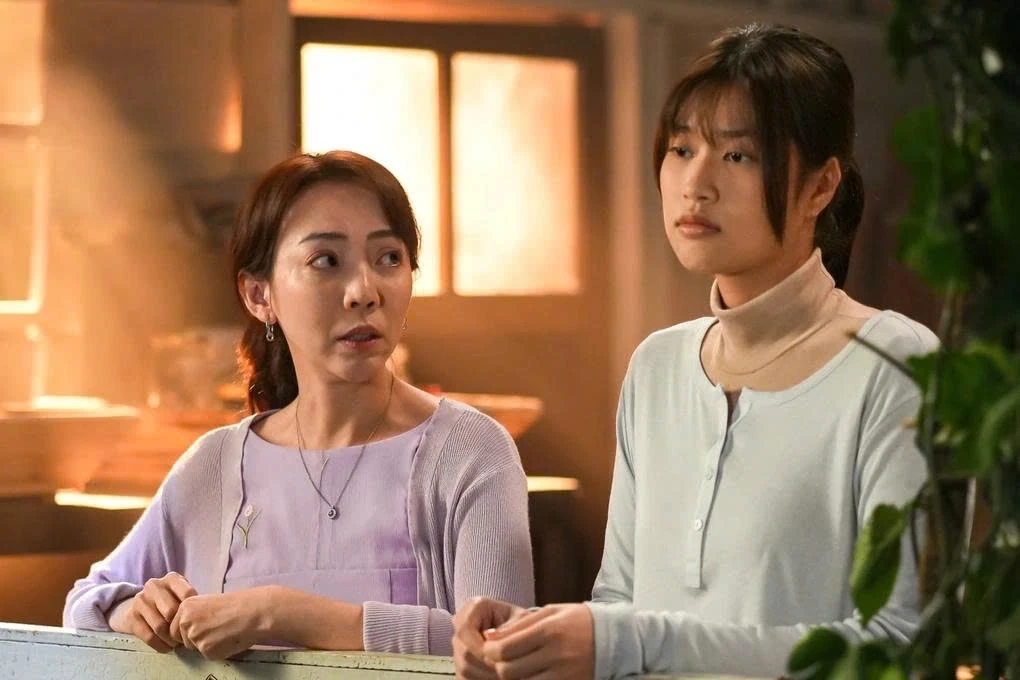 Những nàng hậu lấn sân diễn xuất trên màn ảnh rộng