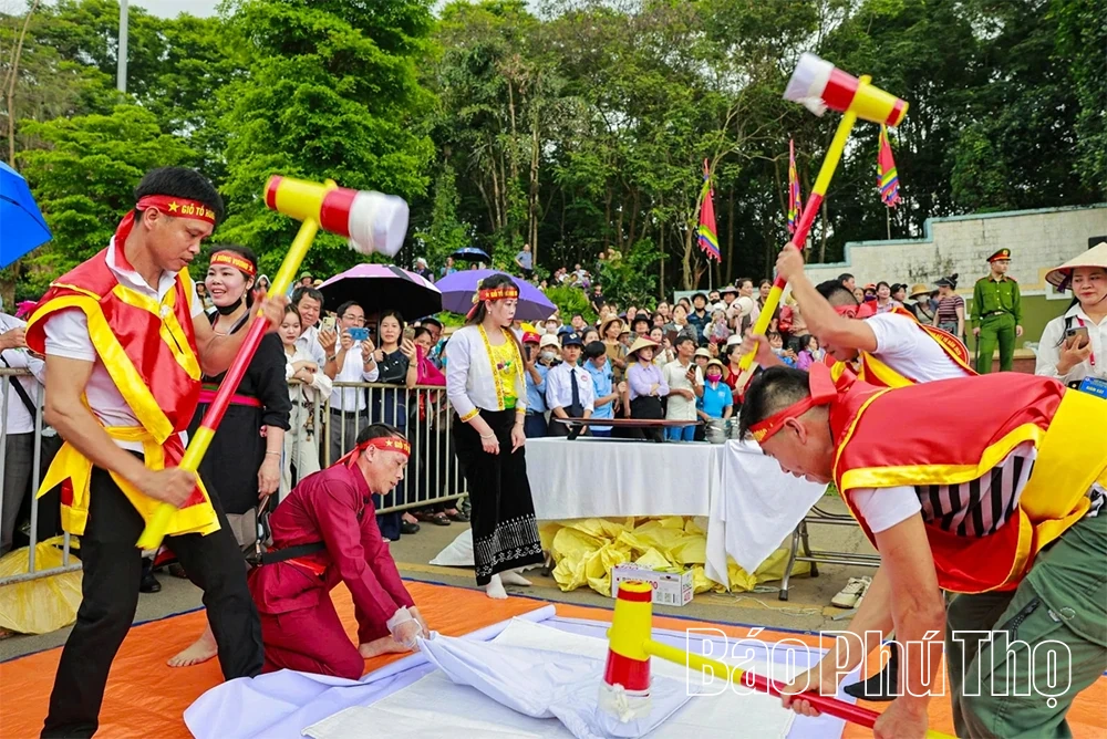 Giỗ Tổ Hùng Vương - Lễ hội Đền Hùng và Tuần Văn hóa - Du lịch Đất Tổ: Hội tụ tinh hoa văn hóa Việt
