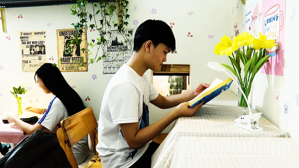 Khi người trẻ chọn sách thay màn hình
