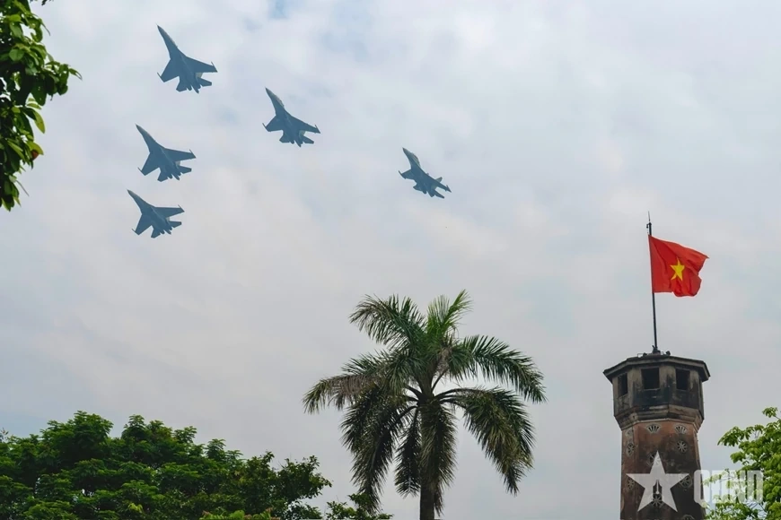 Không thể đánh tráo khái niệm hiện đại hóa Quân đội với chạy đua vũ trang