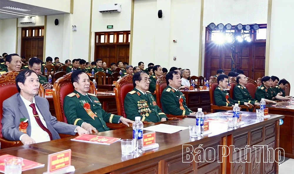 Trường Trung cấp Kỹ thuật Tăng thiết giáp kỷ niệm 50 năm ngày thành lập