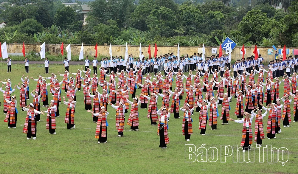 Khai mạc Đại hội Thể dục, thể thao xã Tân Lạc lần thứ I năm 2026