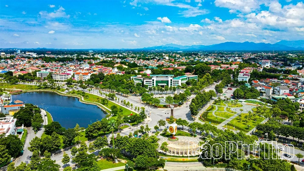 Bài 4: Xây dựng hạ tầng đồng bộ, hiện đại