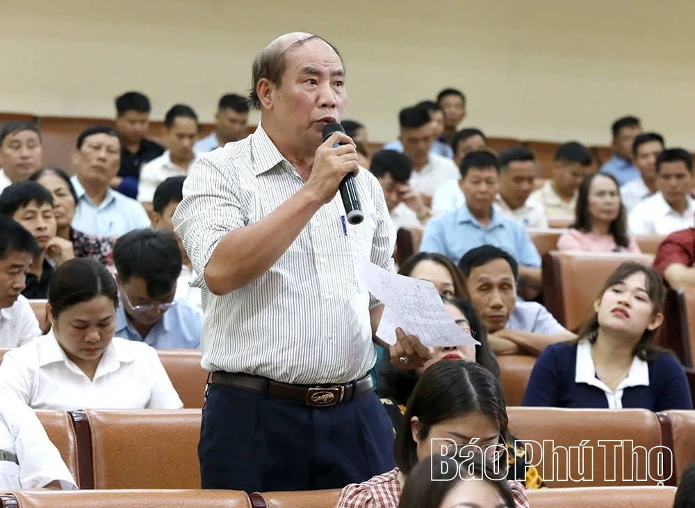 Cử tri các xã Cao Phong, Mường Thàng, Thung Nai nêu 18 ý kiến tới đại biểu Quốc hội tỉnh