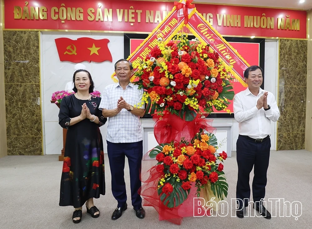 Gặp mặt đoàn đại biểu tỉnh Phú Thọ tham dự Đại hội đại biểu MTTQ Việt Nam lần thứ XI