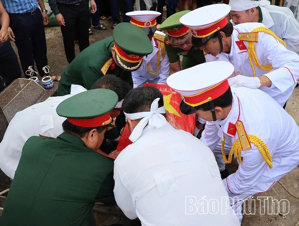 Đón nhận, truy điệu và an táng hài cốt liệt sĩ Hà Thanh Nghệ