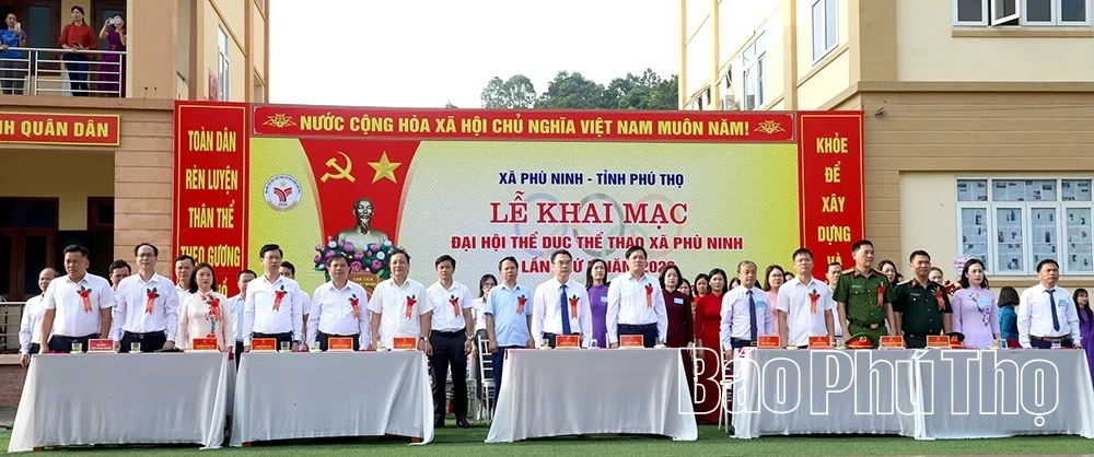 Gần 600 vận động viên tham gia Đại hội Thể dục thể thao xã Phù Ninh lần thứ I
