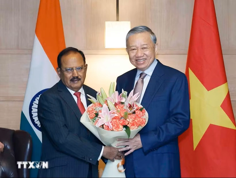 Tổng Bí thư, Chủ tịch nước Tô Lâm tiếp Cố vấn An ninh Quốc gia Ấn Độ Ajit Doval