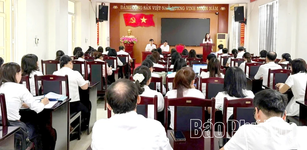 Trường học số - nơi tri thức không có giới hạn