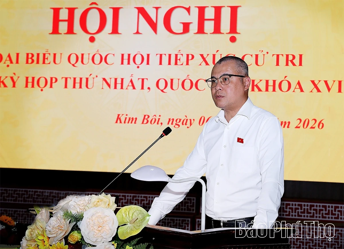 Chủ tịch Ủy ban Trung ương MTTQ Việt Nam và các ĐBQH tỉnh tiếp xúc cử tri 5 xã khu vực Kim Bôi