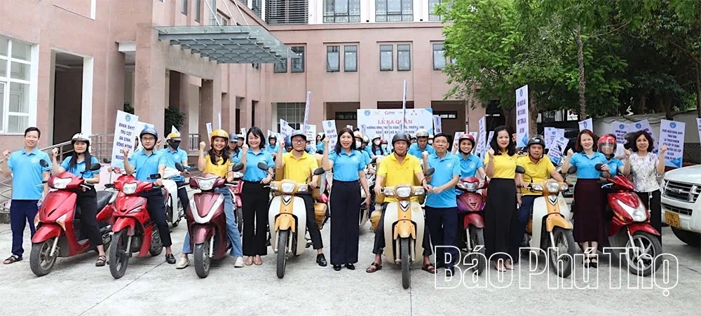 Đồng loạt ra quân hưởng ứng “Tháng vận động, triển khai BHXH toàn dân”