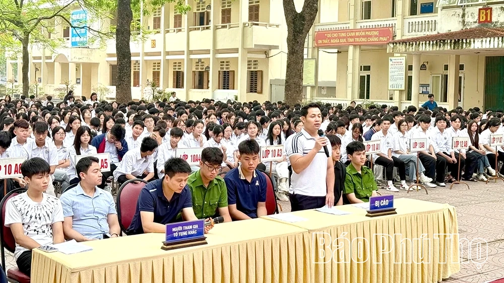 Phiên tòa giả định tuyên truyền pháp luật về tội “Gây rối trật tự công cộng”