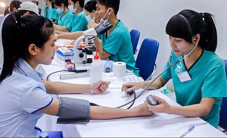 Chỉ thị số 17/CT-TTg: Tổ chức khám sức khỏe định kỳ, khám sàng lọc miễn phí cho người dân