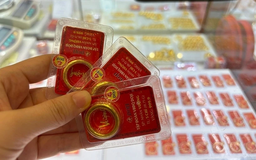 Giá vàng hôm nay (12-5): Đồng loạt sụt giảm