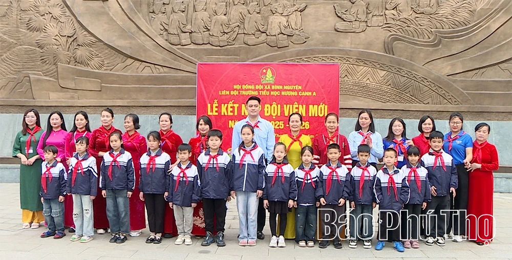 Thiếu nhi Đất Tổ vững bước dưới cờ Đội