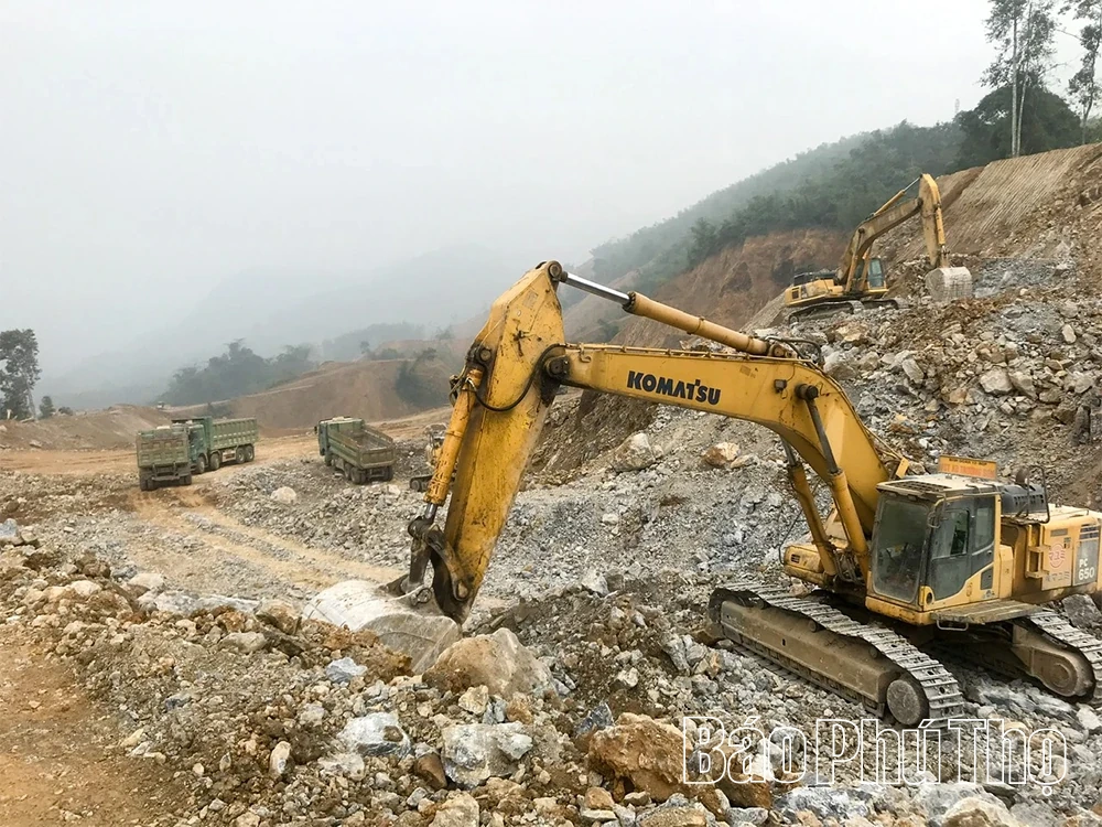 Khơi thông mặt bằng cho các dự án nghìn tỷ: Khâu then chốt để thúc đẩy tăng trưởng