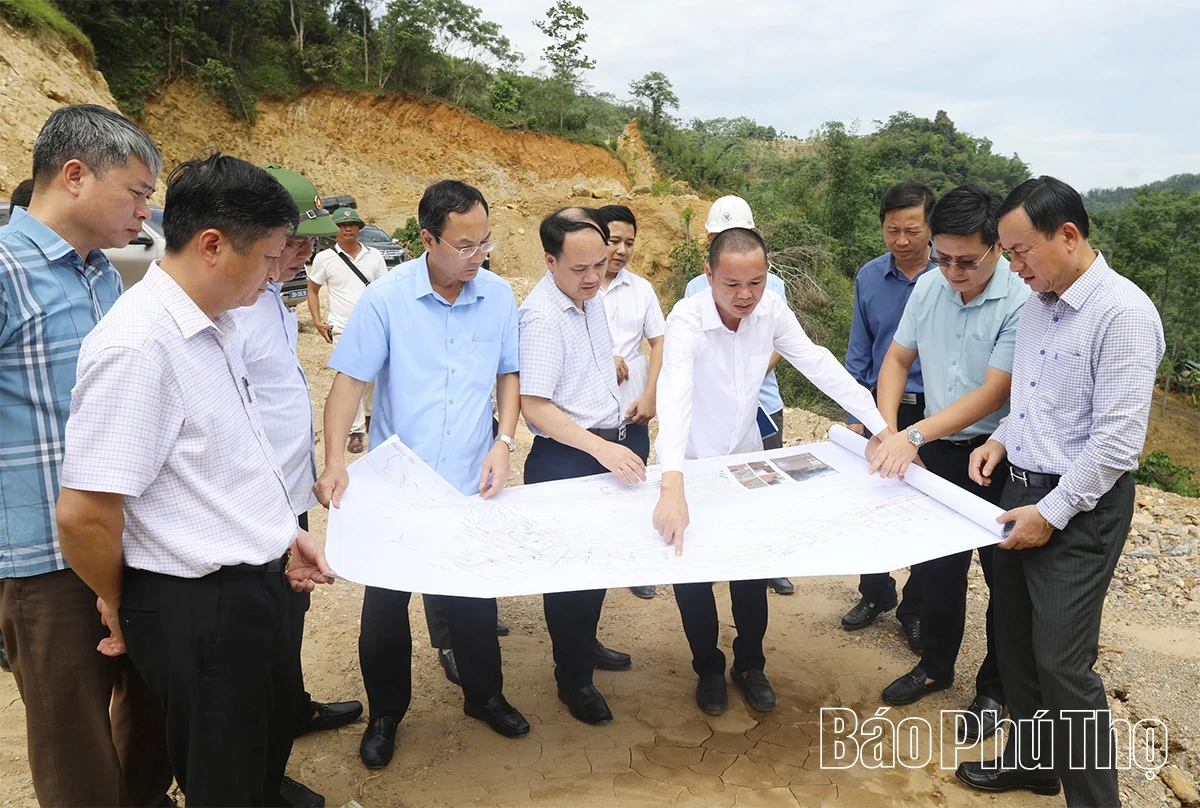 Phó Chủ tịch UBND tỉnh Quách Tất Liêm kiểm tra tiến độ thi công các dự án giao thông trọng điểm khu vực Hòa Bình