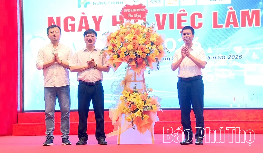 Ngày hội việc làm tại Trường Cao đẳng Y tế Phú Thọ