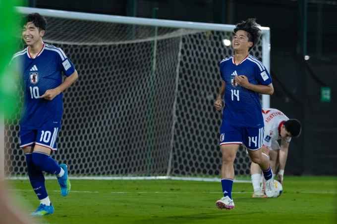 Trung Quốc vào bán kết U17 châu Á sau 22 năm