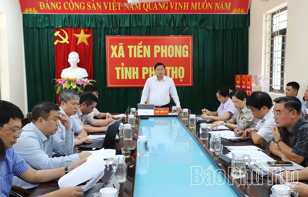 Vice Chairman Dinh Cong Su Inspects Project Progress in the Da River Resettlement Zone