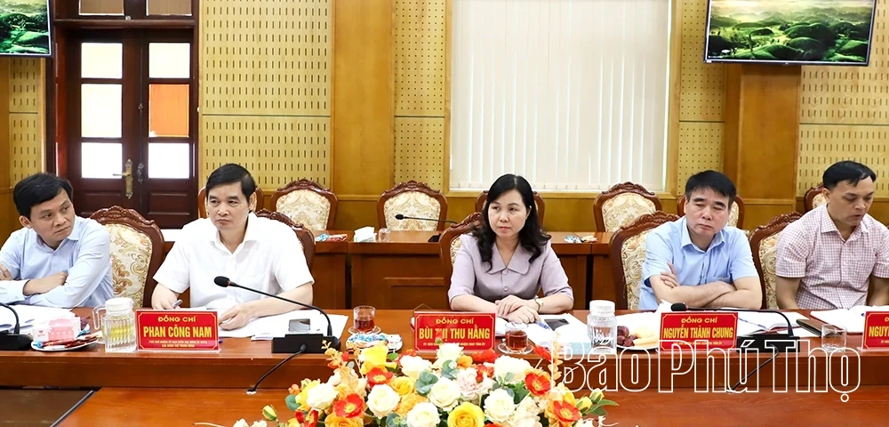 Đoàn kiểm tra, giám sát số 15 của Bộ Chính trị làm việc với Đảng ủy phường Hòa Bình