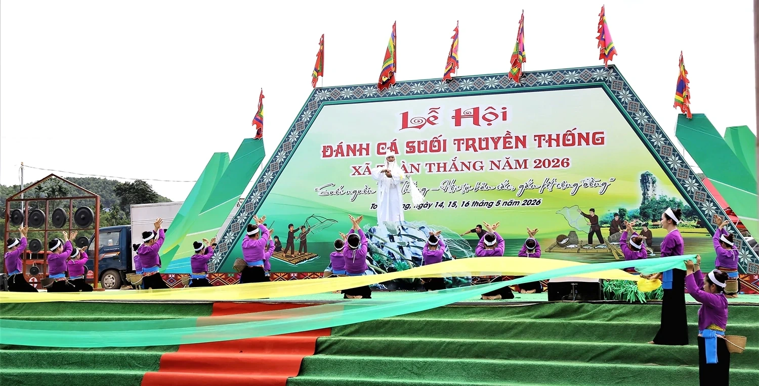 Lễ hội Đánh cá suối truyền thống - điểm hẹn văn hoá, gắn kết cộng đồng