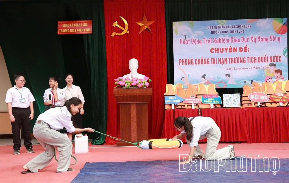 Ngoại khóa “Phòng tránh tai nạn thương tích, đuối nước” - Cách làm thiết thực ở Trường THCS Xuân Lũng