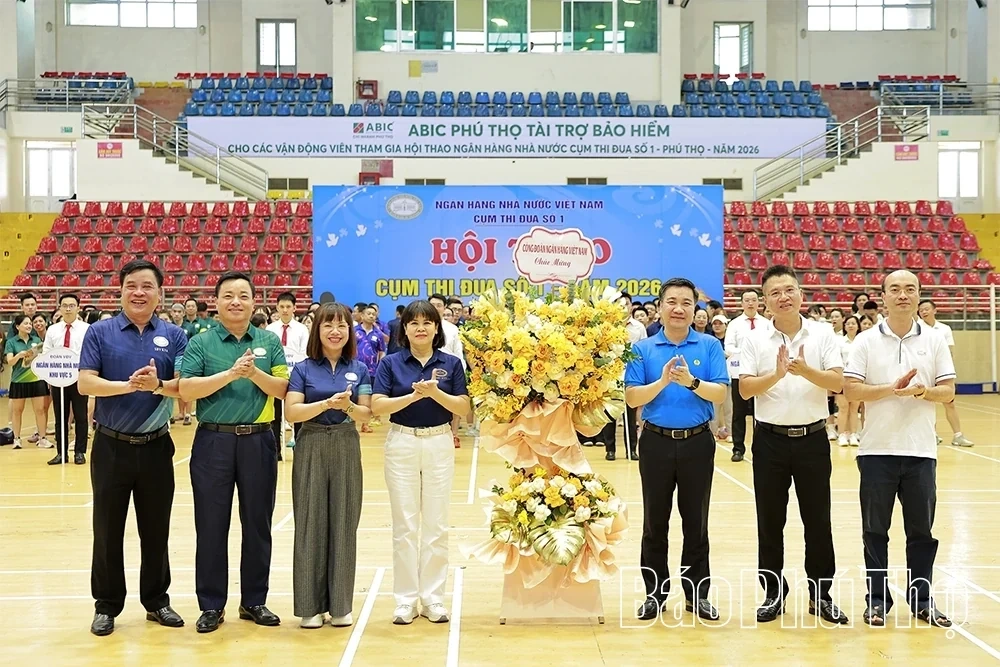 Nearly 180 Athletes Participate in the Sports Festival of Emulation Cluster No. 1 - State Bank of Vietnam