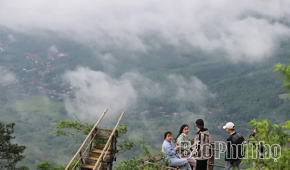 The Mystical Allure of Hang Kia