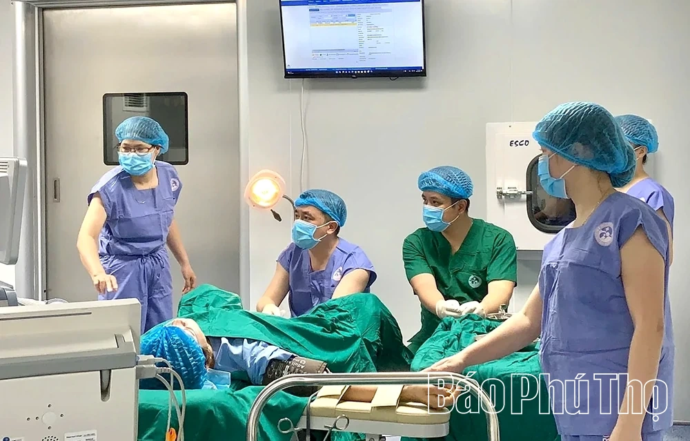 Lấy sự hài lòng của người bệnh làm “thước đo” đánh giá cán bộ