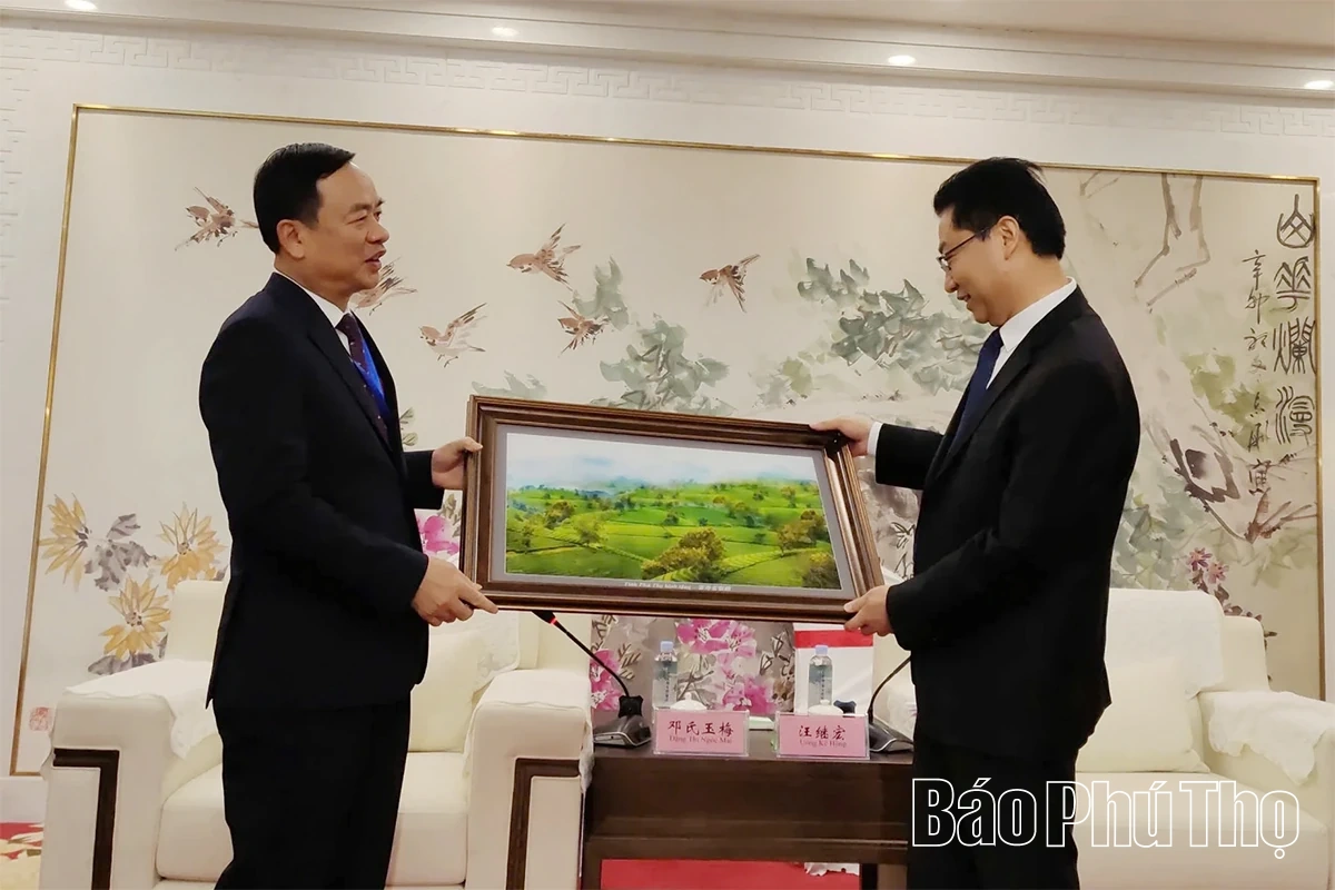 Đoàn đại biểu tỉnh Phú Thọ thăm, làm việc tại thành phố Bạc Châu và Tập đoàn Xây dựng Thái Bình Dương tại thành phố Thượng Hải (Trung Quốc)