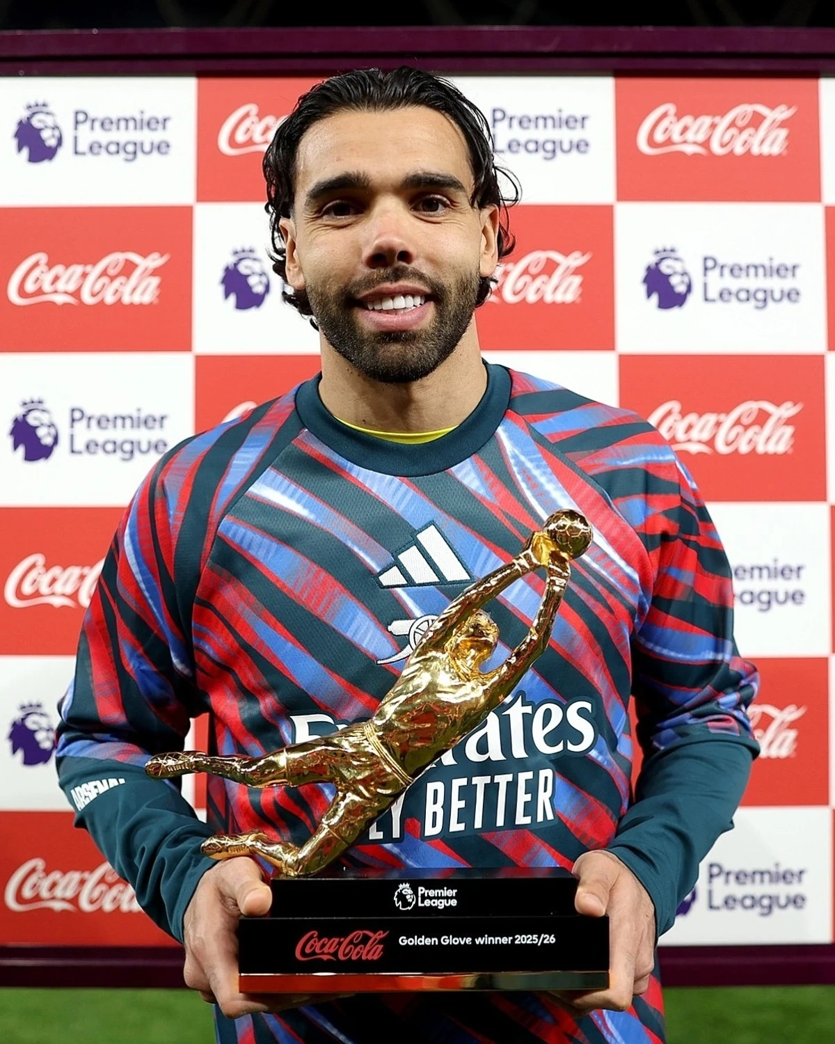 Arsenal nâng Cup vô địch Ngoại hạng Anh