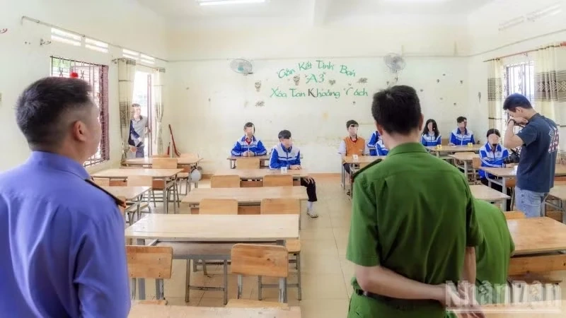 Khởi tố vụ án liên quan học sinh lớp 8 tự tử nghi do bạo lực học đường