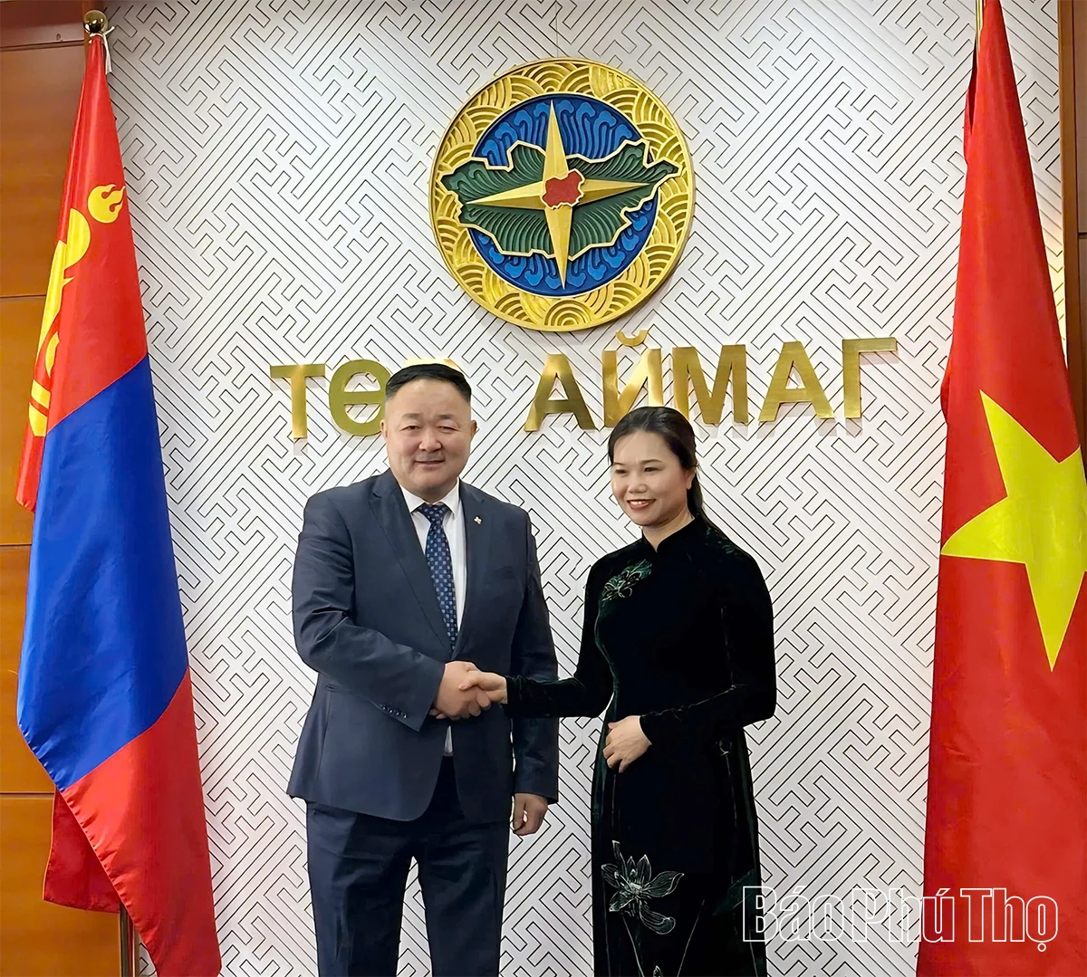 Đoàn công tác tỉnh Phú Thọ làm việc với lãnh đạo tỉnh Tuv và Nghị sĩ Quốc hội Mông Cổ