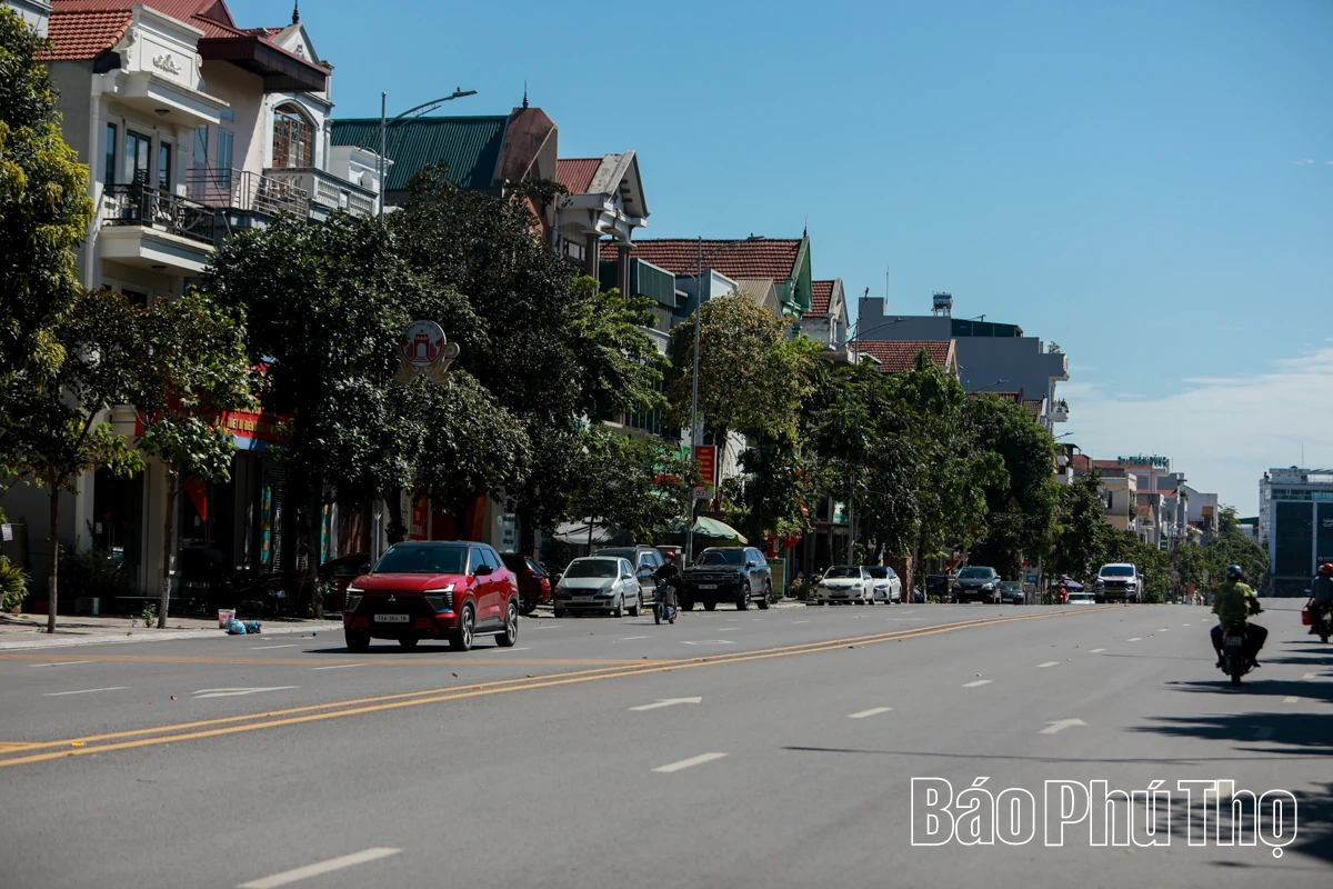 Vất vả mưu sinh mùa nắng nóng