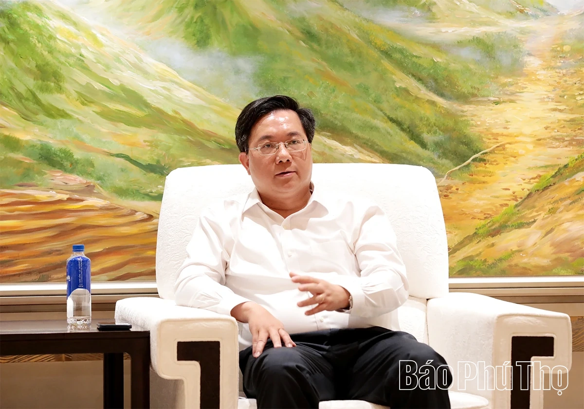 Chủ tịch UBND tỉnh Trần Duy Đông thăm và làm việc tại Khu đô thị Phú Mỹ Hưng Urban Area