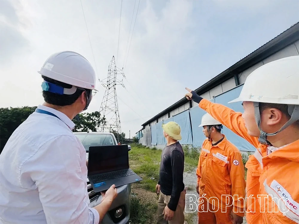 Xí nghiệp Lưới điện cao thế Phú Thọ đảm bảo vận hành an toàn lưới điện