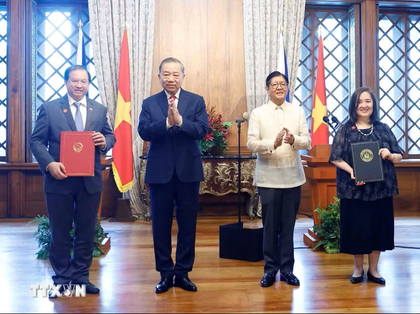 Việt Nam-Philippines nâng cấp quan hệ Đối tác Chiến lược tăng cường